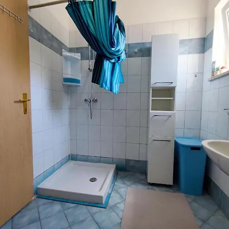 Apartman Alen Apartamento *